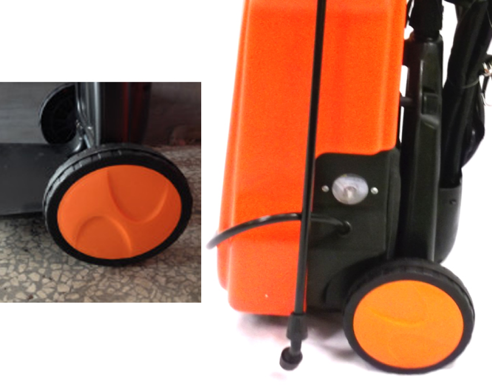 Transportable Aqua Tank by Duplex Cleaning Machines