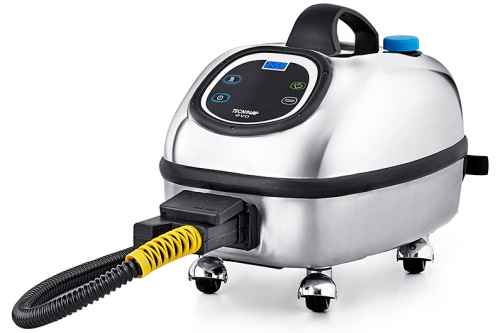 Jetsteam Maxi Inox showcasing its innovative SUPERSTEAM TECHNOLOGY.