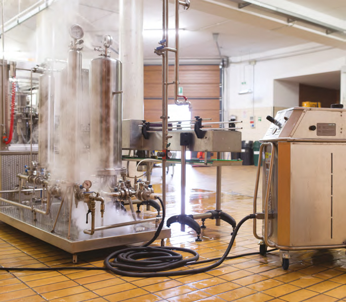 Image depicting the process of cleaning bottling lines using high-pressure steam, ensuring deep cleansing and sterilisation.