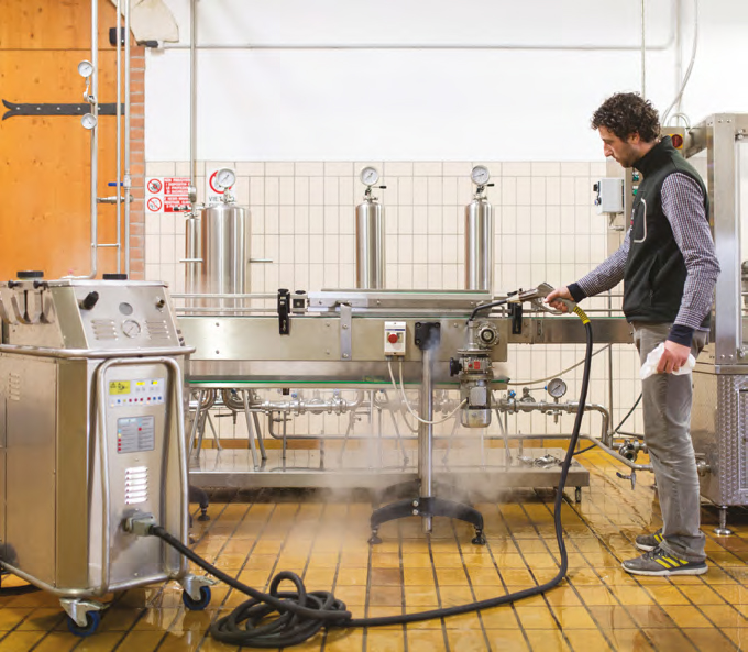 Image showcasing durable and customisable accessories of the Bottling Line Cleaning System, designed for versatility and longevity in industrial use.