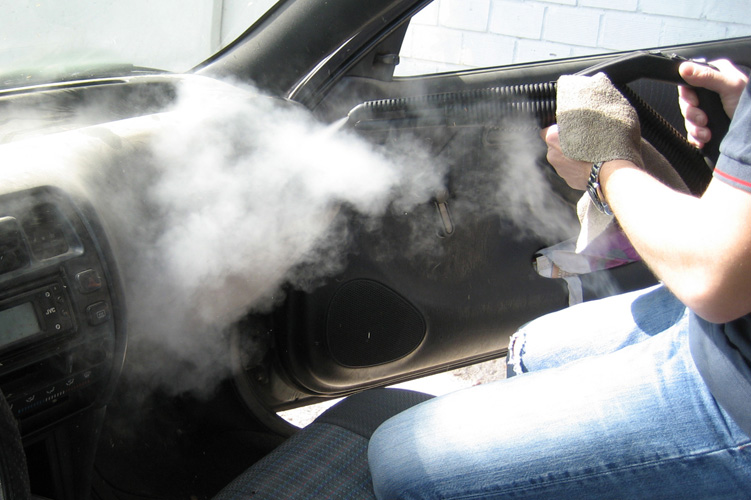 Image showcasing Duplex's car steam cleaning technology, ideal for effectively cleaning and restoring dashboards in vehicles.