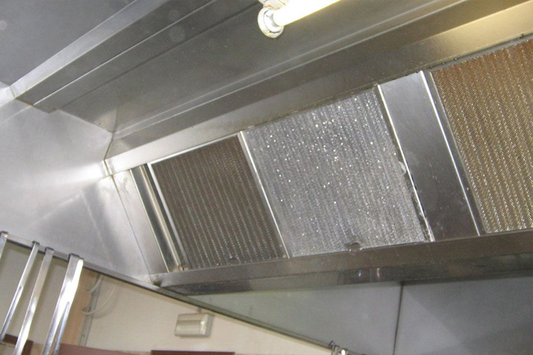 Image displaying Duplex Cleaning Machines' high-temperature steam cleaning equipment, ideal for melting away grease and thermally sanitising canopy and bar overhead surfaces in nightclubs.