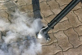 Entrepreneur setting up a gum removal service using Duplex cleaning equipment.