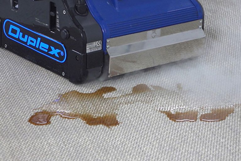 Commercial steam floor cleaner with optional steam kit, enabling deep penetration into surface pores for effective degreasing, dust extraction, and removal of persistent stains and germs. This enhances the cleaning experience, making it easier and more comfortable to achieve superior commercial floor steam cleaning results.